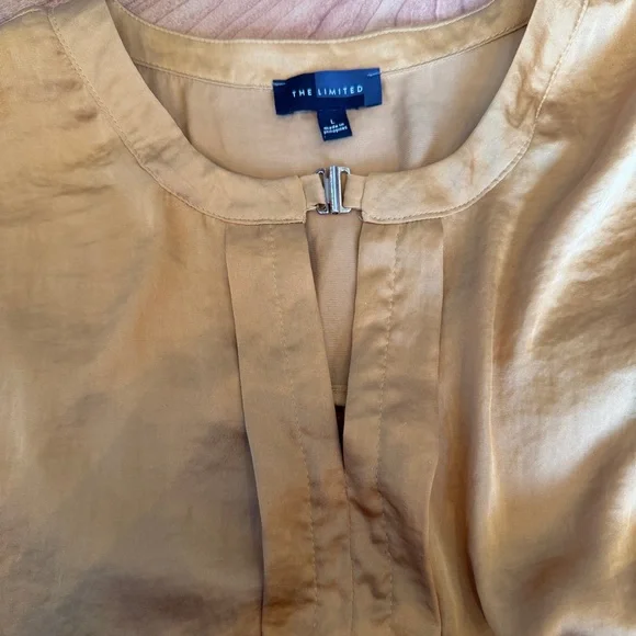 The Limited Women’s Mustard Yellow Sleeveless Keyhole Blouse Top Size Large - Picture 2 of 7